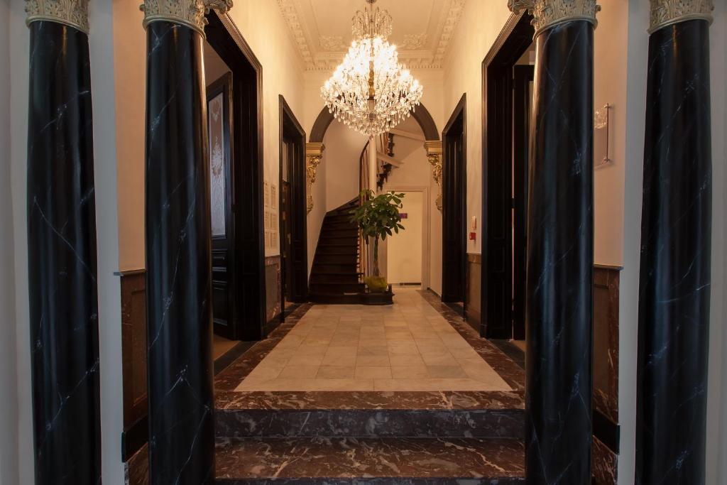 Hotel Geeraard Герардсберген Экстерьер фото
