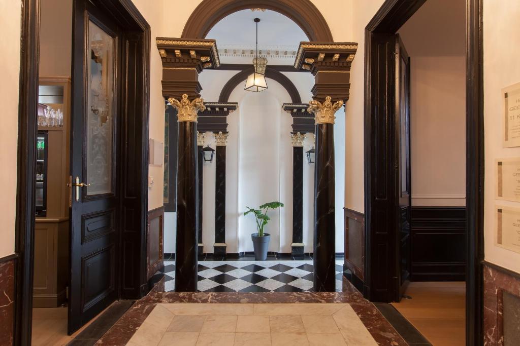 Hotel Geeraard Герардсберген Экстерьер фото