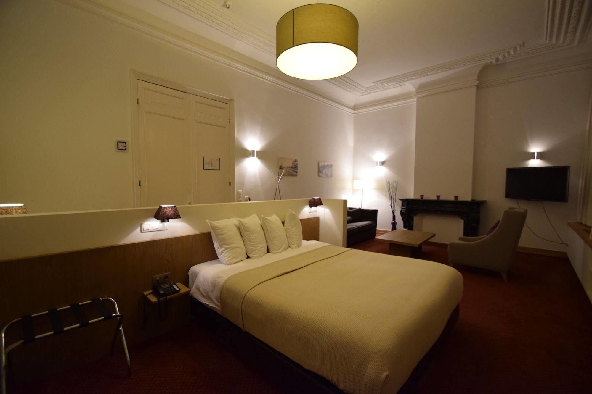 Hotel Geeraard Герардсберген Экстерьер фото